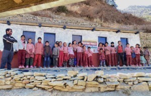 L'Unique Foundation | Water for Nepal | Daphu Project - completion and handover of the toilet building